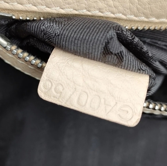 Celine Hand Bag - Picture 9 of 10